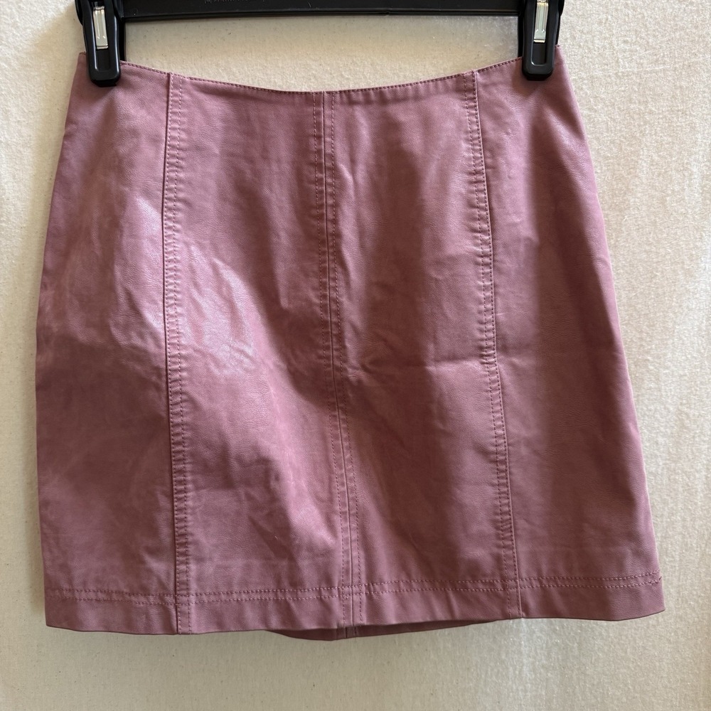 Free People‎ Skirt Pink Leather look mini lined women's size 6